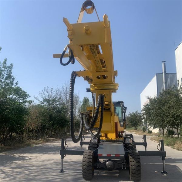 750輪式隧道鉆機(jī)，專業(yè)隧道鉆機(jī)廠家
